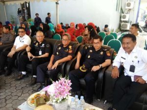 BADAN PENGAWAS OBAT DAN MAKANAN MAKASSAR MEMUSNAHKAN OBAT