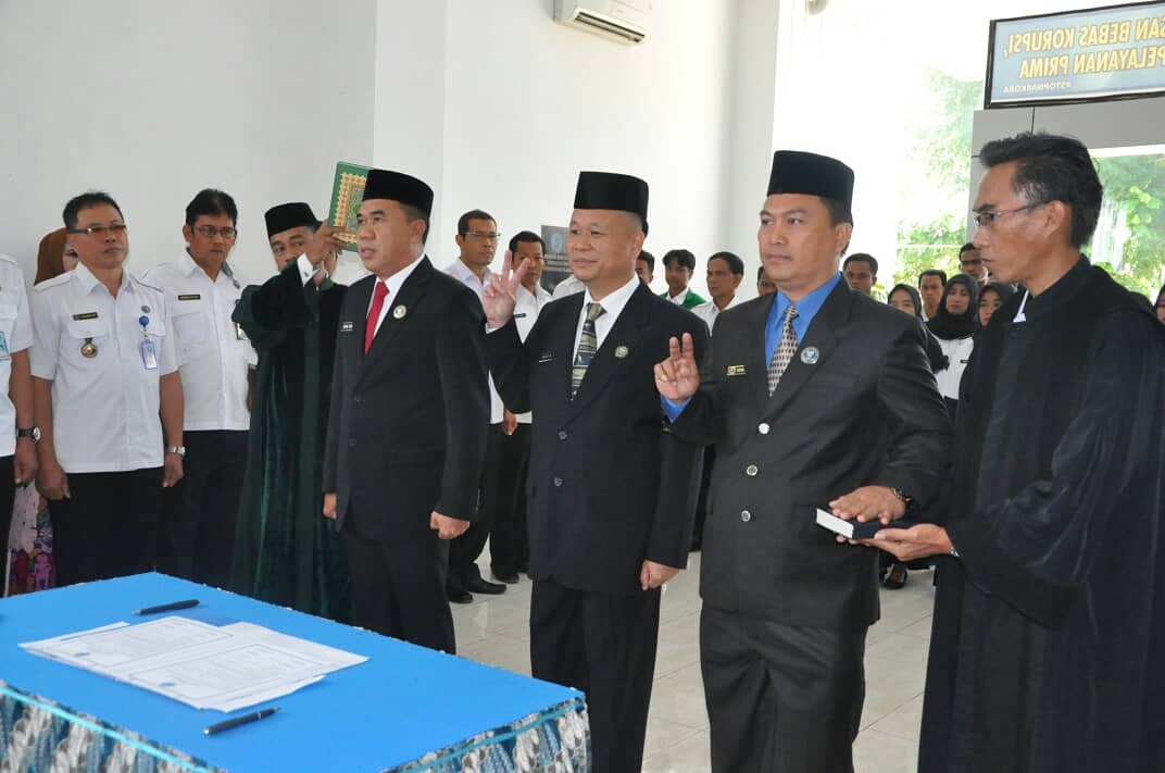 Kepala BNNP Sulsel Mengambil Sumpah Dan Melantik Pejabat Administrator / Eselon III BNNP Sulsel