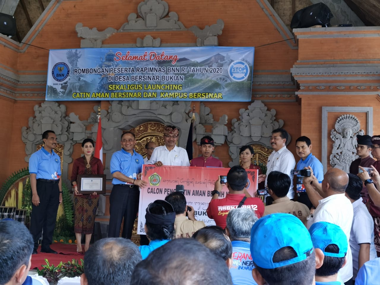 RANGKAIAN RAPIM BNNP SULSEL MENGHADIRI LAUNCING PROGRAM CATIN DAN KAMPUS BERSINAR DI BALI RANGKAIAN RAPIM BNNP SULSEL MENGHADIRI LAUNCING PROGRAM CATIN DAN KAMPUS BERSINAR DI BALI