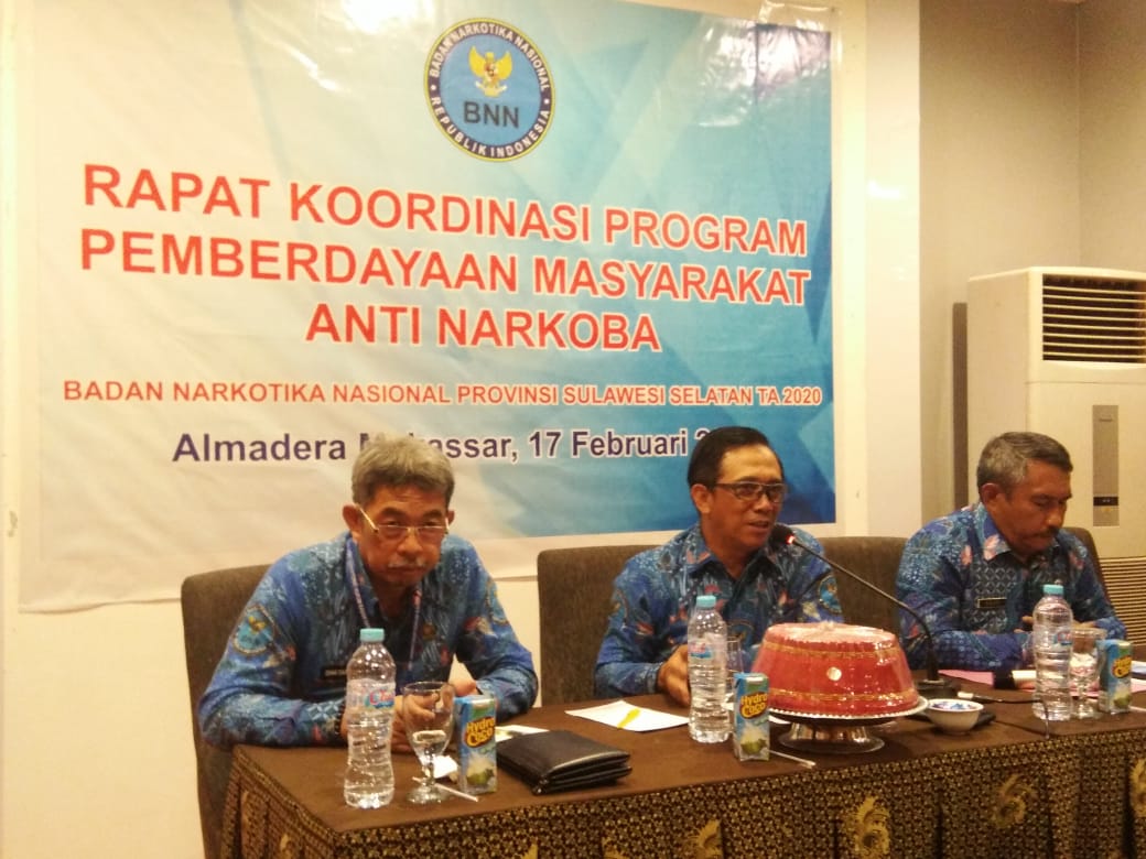 RAKOR PEMBERDAYAAN MASYARAKAT BNN : MENDORONG PARTISIPASI AKTIF MASYARAKAT DALAM P4GN RAKOR PEMBERDAYAAN MASYARAKAT BNN : MENDORONG PARTISIPASI AKTIF MASYARAKAT DALAM P4GN