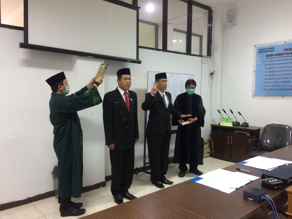 KEPALA BNNP SULSEL LANTIK PEJABAT PENGAWAS BIDANG PEMBERANTASAN KEPALA BNNP SULSEL LANTIK PEJABAT PENGAWAS BIDANG PEMBERANTASAN