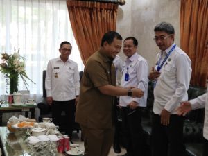 AUDIENSI DENGAN WALIKOTA MAKASSAR, MENDORONG PERAN AKTIF PEMERINTAH KOTA MAKASSAR DALAM P4GN