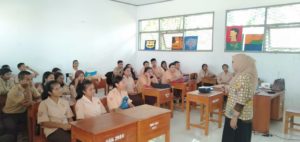 Penyuluhan Narkoba yang dilakukan oleh BNNP Sulsel tentang Dampak Penyalahgunaan Narkoba di SMA Hasanuddin Gowa Kecamatan Somba Opu Kabupaten Gowa