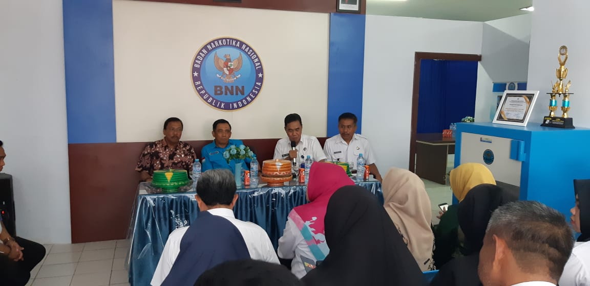 Kepala BNN Provinsi Sulawesi Selatan Melaksanakan Kunjungan Kerja ke BNNK Bone Kepala BNN Provinsi Sulawesi Selatan Melaksanakan Kunjungan Kerja ke BNNK Bone