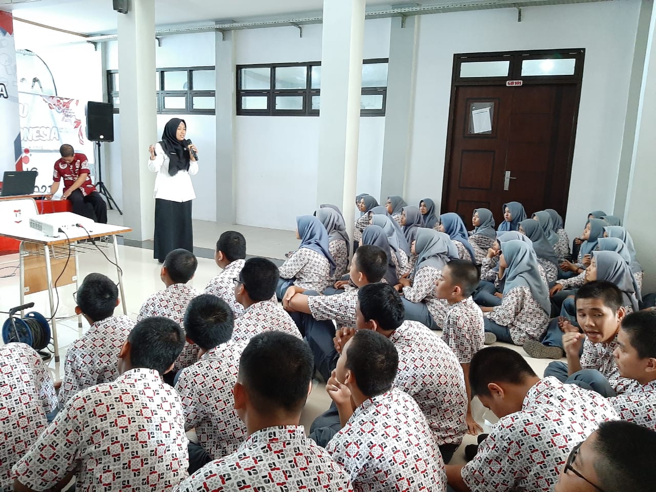 PENYULUHAN P4GN DI SMK TELKOM MAKASSAR