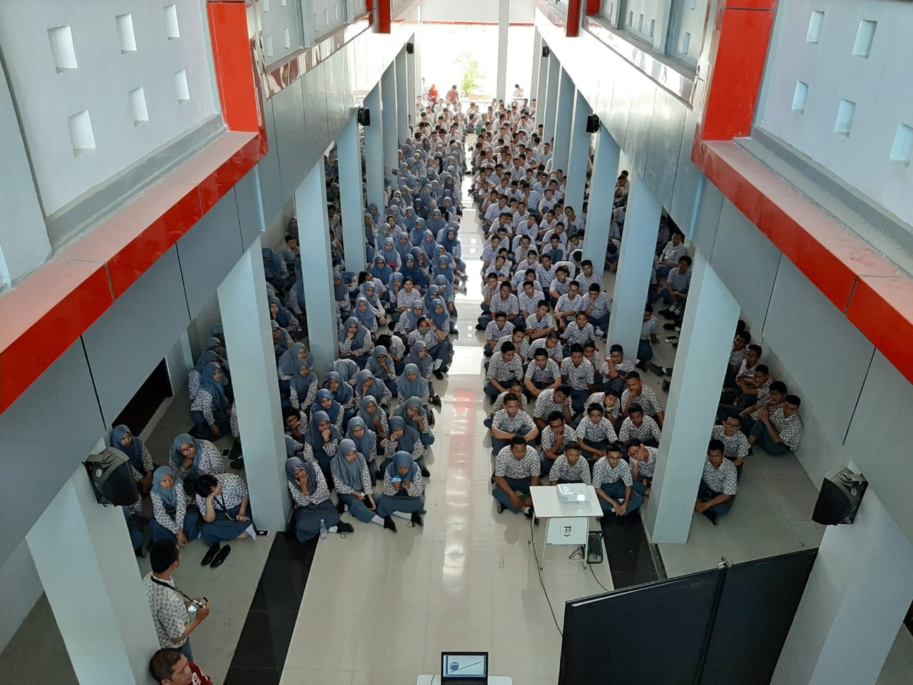 PENYULUHAN P4GN DI SMK TELKOM MAKASSAR