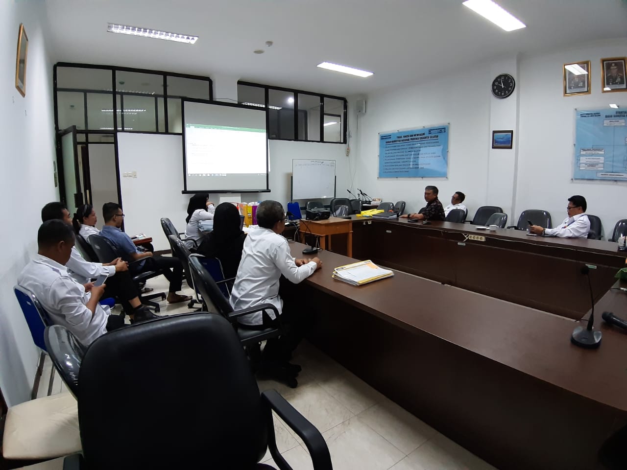 SERBA SERBI PERSIAPAN DAN PELAKSANAAN EKSPOSE PEMBANGUNAN ZONA INTEGRITAS DI BNNP SULAWESI SELATAN DI HADAPAN PERWAKILAN MENPAN RB