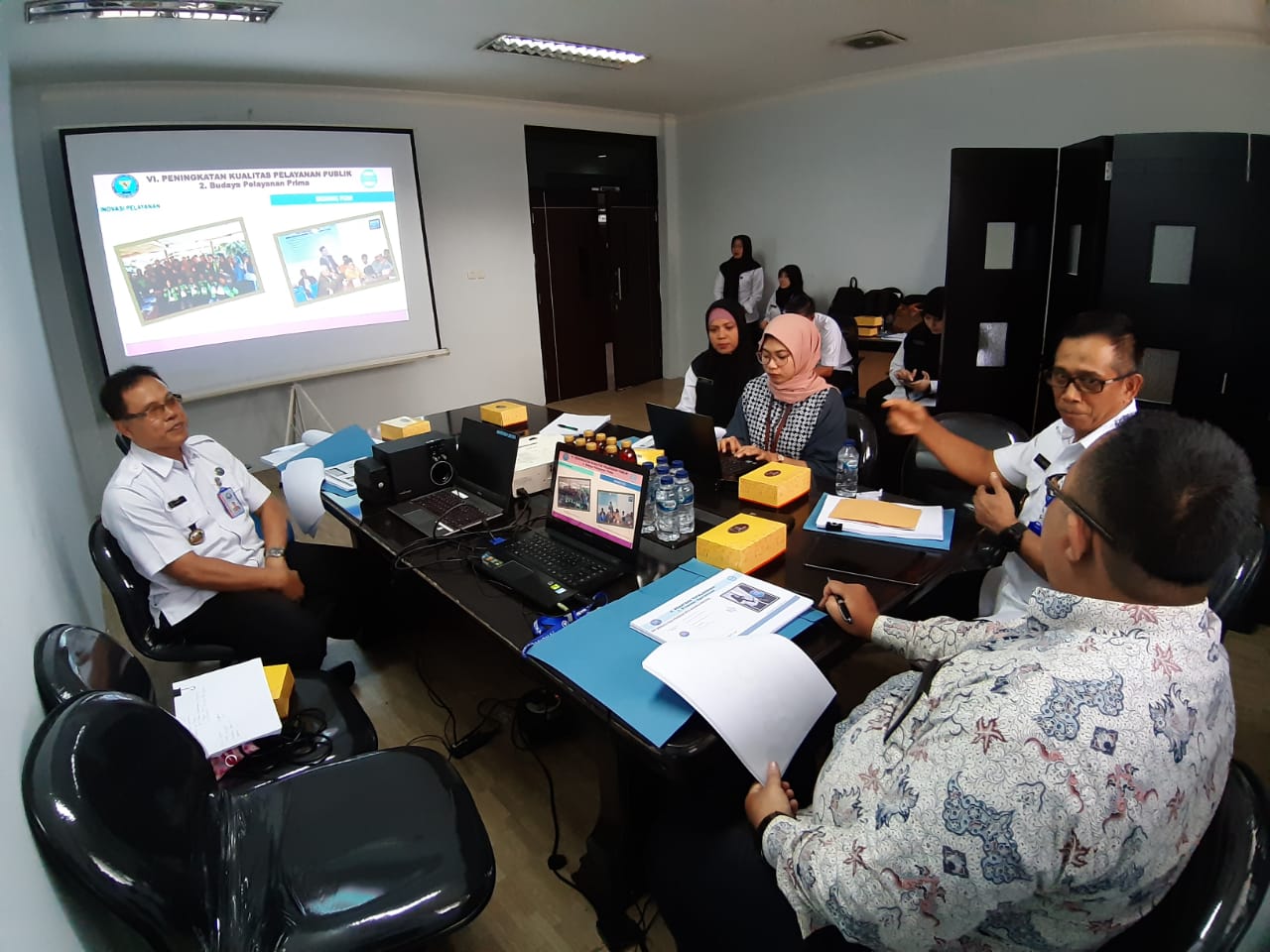 SERBA SERBI PERSIAPAN DAN PELAKSANAAN EKSPOSE PEMBANGUNAN ZONA INTEGRITAS DI BNNP SULAWESI SELATAN DI HADAPAN PERWAKILAN MENPAN RB