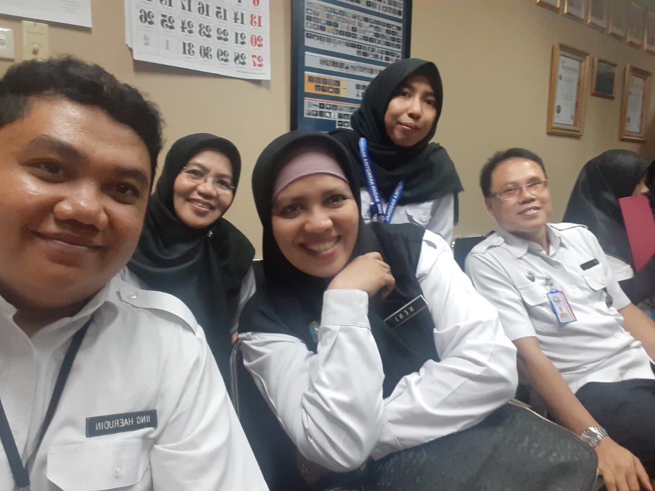 SERBA SERBI PERSIAPAN DAN PELAKSANAAN EKSPOSE PEMBANGUNAN ZONA INTEGRITAS DI BNNP SULAWESI SELATAN DI HADAPAN PERWAKILAN MENPAN RB