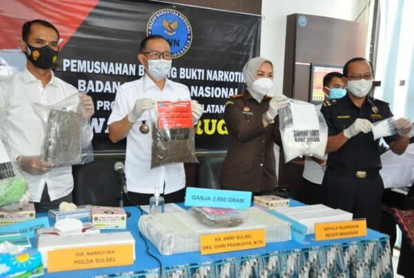 BNNP SULSEL MUSNAHKAN BARANG BUKTI