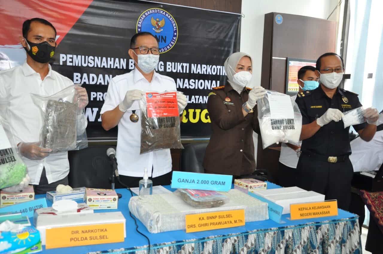 BNNP SULSEL MUSNAHKAN BARANG BUKTI