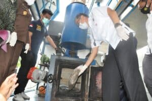 BNNP SULSEL MUSNAHKAN BARANG BUKTI