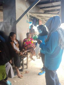Sosialisasi Mobile serta Kampanye War on Drugs di Pasar Pa’baeng-Baeng Makassar