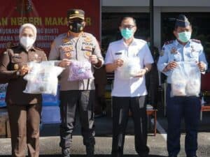 Kepala BNN Provinsi Sulawesi Selatan Menghadiri Acara Pemusnahan Barang Bukti Narkotika dan Tindak Pidana Umum Lainnya di Kejaksaan Negeri Makassar