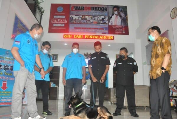 Brigjen I Wayan Sugiri Evaluasi Unit K9 BNNP Sulsel.