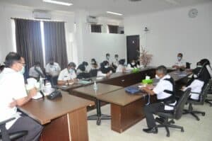 Kepala BNNP Sulsel Brigjen Pol.Drs.Ghiri Prawijaya,M.Th memimpin rapat tentang INPRES N0 2