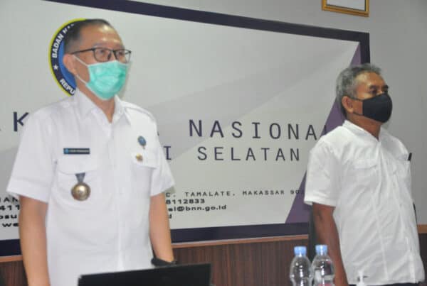 BNN Prov. Sulawesi Selatan Menghadiri Undangan Majelis Ulama Indonesia (MUI) Sulsel secara virtual Dalam Acara Refreshing Da’i anti narkoba dan Melauncing Klinik Konseling Narkoba