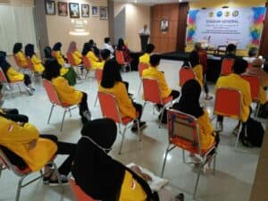 Kepala BNN Provinsi Sulawesi Selatan melaksanakan Sosialisasi P4GN di Kampus STIEM Bongaya Makassar