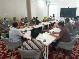 Kepala BNN Prov. Sulsel Menghadiri Undangan Kegiatan Rapat Terkait Penanganan dan Penertiban Terhadap Pengatur Pengatur Lalu Lintas Alias Pak Ogah Di Sejumlah Titik Pembelokan Jalan (U Turn) di Wilayah Kota Makassar