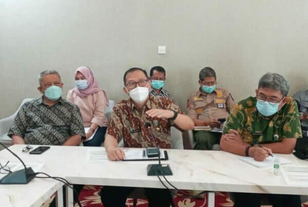 Kepala BNN Prov. Sulsel Menghadiri Undangan Kegiatan Rapat Terkait Penanganan dan Penertiban Terhadap Pengatur Pengatur Lalu Lintas Alias Pak Ogah Di Sejumlah Titik Pembelokan Jalan (U Turn) di Wilayah Kota Makassar