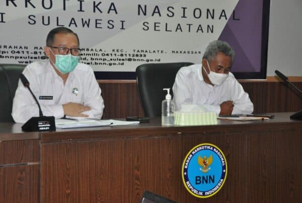 Kepala Badan Narkotika Nasional (BNN) Provinsi Sulawesi Selatan Brigjen Pol.Drs.Ghiri Prawijaya.M.Th mengikuti kegiatan Rapat Pimpinan (Rapim) BNN RI secara virtual
