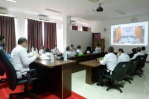 Kepala Badan Narkotika Nasional (BNN) Provinsi Sulawesi Selatan Mengikuti Kegiatan Rapat Pimpinan (Rapim) BNN RI Secara Virtual dengan BNNP dan BNNK Se-Indonesia dalam Rangka Halal Bi Halal Pasca Perayaan Idul Fitri 1442H Kepala Badan Narkotika Nasional (BNN) Provinsi Sulawesi Selatan Mengikuti Kegiatan Rapat Pimpinan (Rapim) BNN RI Secara Virtual dengan BNNP dan BNNK Se-Indonesia dalam Rangka Halal Bi Halal Pasca Perayaan Idul Fitri 1442H