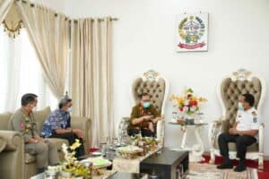 Kepala BNNP Sulsel Audiensi Bersama Plt. Gubernur Sulsel Kepala BNNP Sulsel Audiensi Bersama Plt. Gubernur Sulsel