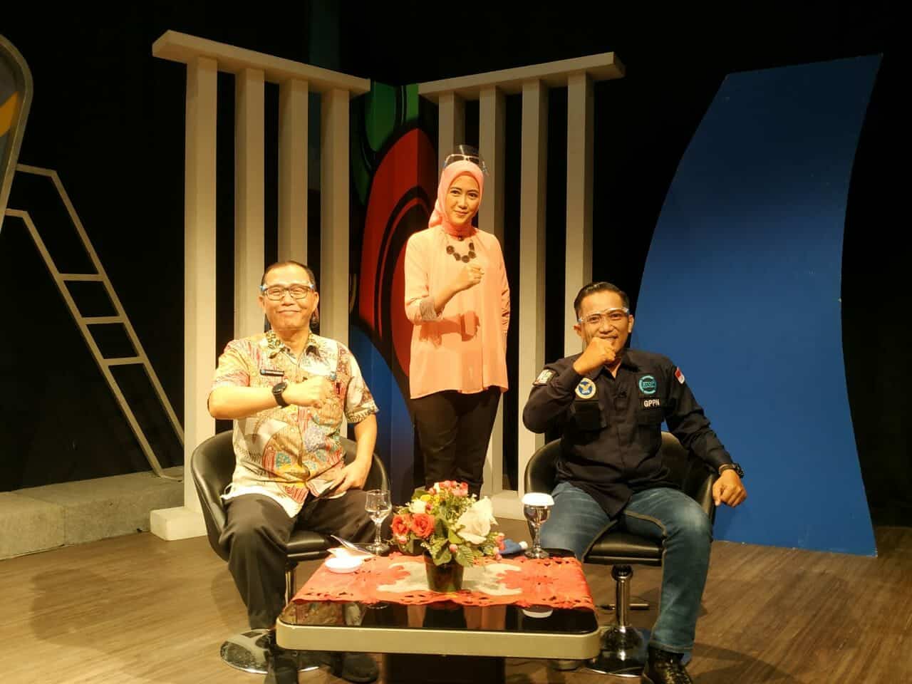 Kepala BNNP Sulsel Talk Show di Media Elektronik TVRI Sulsel Pada Program acara Kampus Milenial. Kepala BNNP Sulsel Talk Show di Media Elektronik TVRI Sulsel Pada Program acara Kampus Milenial.