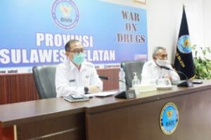 Kepala BNNP Sulsel Brigjen Pol. Drs. Ghiri Prawijaya, http://M.Th memaparkan tentang P4GN di wilayah BNNP Sulsel pada kegiatan Rapat Pimpinan (Rapim) BNN RI secara Virtual dengan BNNP, BNNK, Balai/Loka se- Indonesia yang dilaksanakan pada hari Senin 21 Juni 2021 Kepala BNNP Sulsel Brigjen Pol. Drs. Ghiri Prawijaya, http://M.Th memaparkan tentang P4GN di wilayah BNNP Sulsel pada kegiatan Rapat Pimpinan (Rapim) BNN RI secara Virtual dengan BNNP, BNNK, Balai/Loka se- Indonesia yang dilaksanakan pada hari Senin 21 Juni 2021