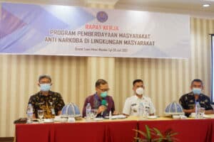 BNNP Sulawesi Selatan Melaksanakan Rapat Kerja Program Pemberdayaan Masyarakat Anti Narkoba di lingkungan Masyarakat BNNP Sulawesi Selatan Melaksanakan Rapat Kerja Program Pemberdayaan Masyarakat Anti Narkoba di lingkungan Masyarakat