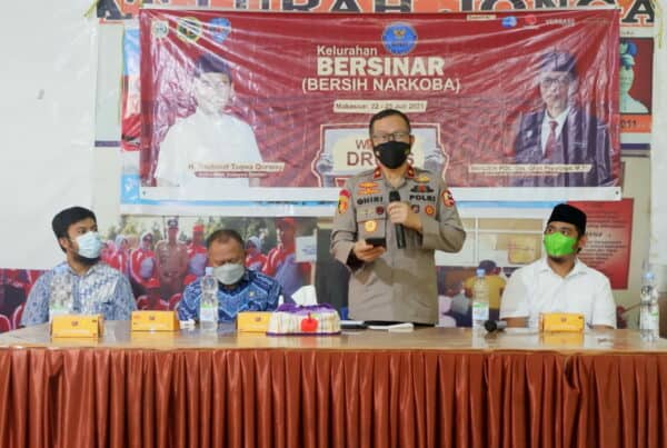 Kepala BNNP Sulawesi Selatan Sosialisasi Kelurahan Bersinar ( Bersih Narkoba)