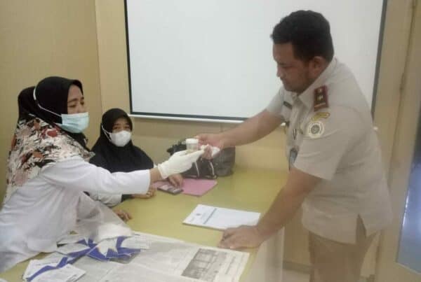 BNNP Sulsel melakukan deteksi dini dalam penyalahgunaan narkoba bagi pegawai Dan THL/Honorer Kantor Stasiun Karantina Pertanian Kelas I Parepare