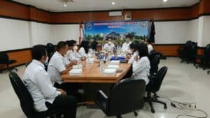 Kepala BNNP Sulawesi Selatan menutup secara resmi rapat Rekonsiliasi, penyusunan dan penyampaian Laporan Keuangan semester I BNNP Sulsel dan Jajaran T.A 2021 Kepala BNNP Sulawesi Selatan menutup secara resmi rapat Rekonsiliasi, penyusunan dan penyampaian Laporan Keuangan semester I BNNP Sulsel dan Jajaran T.A 2021