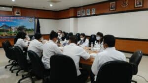 Kepala BNNP Sulawesi Selatan menutup secara resmi rapat Rekonsiliasi, penyusunan dan penyampaian Laporan Keuangan semester I BNNP Sulsel dan Jajaran T.A 2021 Kepala BNNP Sulawesi Selatan menutup secara resmi rapat Rekonsiliasi, penyusunan dan penyampaian Laporan Keuangan semester I BNNP Sulsel dan Jajaran T.A 2021