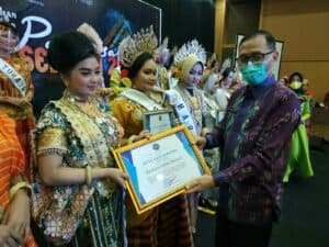 BNNP Sulawesi Selatan melakukan Diseminasi Informasi melalui Insert Konten dan pengukuhan Duta Anti Narkoba
