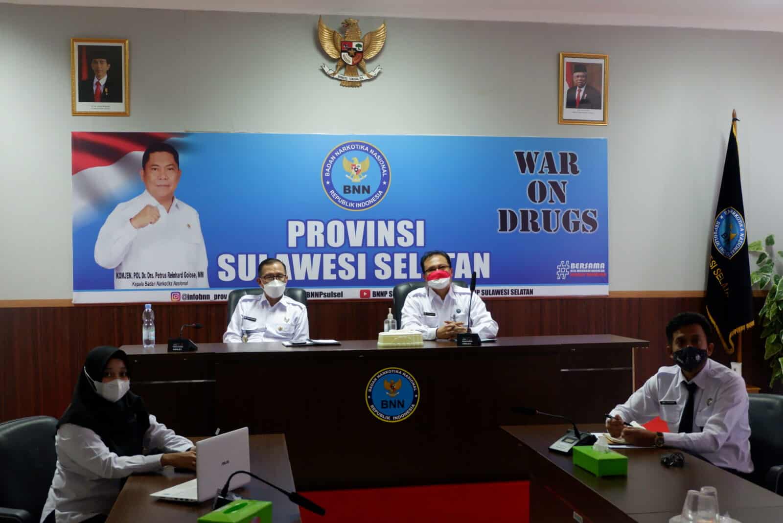 Kepala BNNP Sulawesi Selatan Mengikuti Pembukaan PELATIHAN TEKNIS BIDANG PENCEGAHAN T.A 2021 Kepala BNNP Sulawesi Selatan Mengikuti Pembukaan PELATIHAN TEKNIS BIDANG PENCEGAHAN T.A 2021