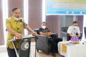 Kepala BNNP Sulawesi Selatan mengikuti rapat kerja “PEMBERDAYAAN MASYARAKAT ANTI NARKOBA DILINGKUNGAN PENDIDIKAN” Kepala BNNP Sulawesi Selatan mengikuti rapat kerja “PEMBERDAYAAN MASYARAKAT ANTI NARKOBA DILINGKUNGAN PENDIDIKAN”