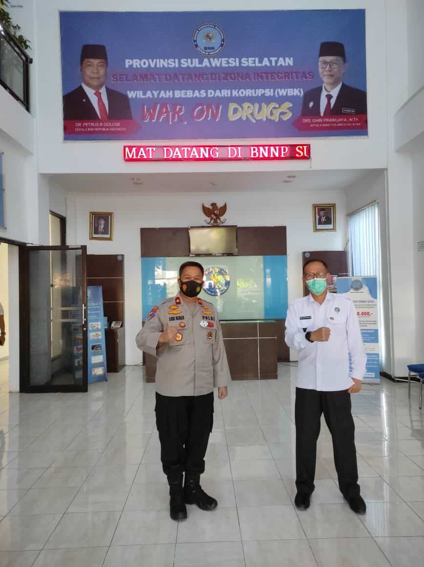 Kepala BNNP Sulsel Menerima Kunjungan Kepala BNNP Daerah Istimewa Yogyakarta (DIY). Kepala BNNP Sulsel Menerima Kunjungan Kepala BNNP Daerah Istimewa Yogyakarta (DIY).