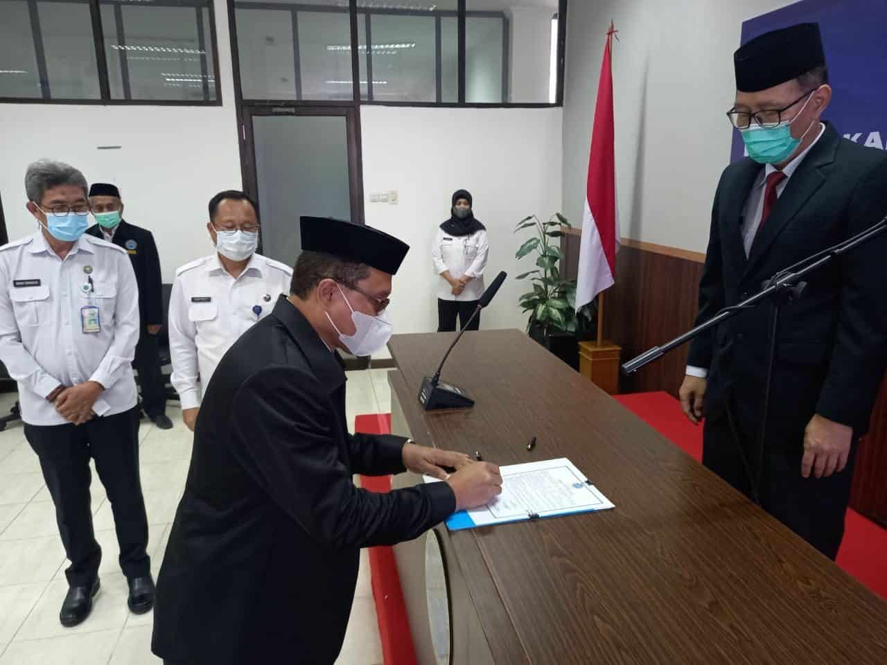 Pengambilan Sumpah dan Pelantikan Pejabat Administrator / Eselon III BNNP Sulawesi Selatan Pengambilan Sumpah dan Pelantikan Pejabat Administrator / Eselon III BNNP Sulawesi Selatan