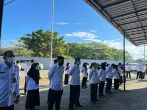 Kepala Bagian Umum BNNP Sulsel Memimpin Apel Pagi Kepala Bagian Umum BNNP Sulsel Memimpin Apel Pagi