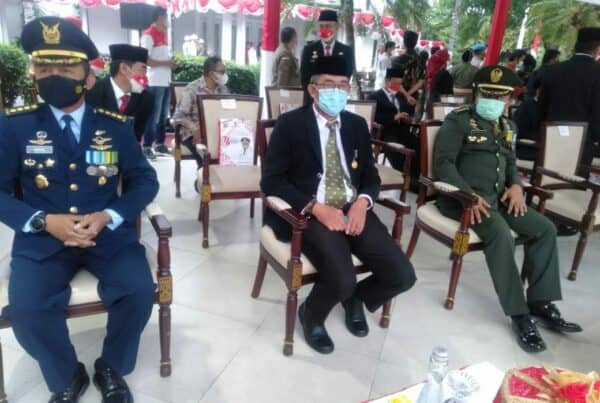 BNNP Sulawesi Selatan Menghadiri Upacara Prosesi Penurunan Bendera Merah Putih pada HUT ke 76 Proklamasi Kemerdekaan Republik Indonesia