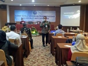Rapat Kerja Program Pemberdayaan Masyarakat Anti Narkoba di lingkungan Pendidikan. Rapat Kerja Program Pemberdayaan Masyarakat Anti Narkoba di lingkungan Pendidikan.