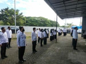 Kepala Bagian Umum BNNP Sulawesi Selatan Memimpin Apel Pagi Kepala Bagian Umum BNNP Sulawesi Selatan Memimpin Apel Pagi