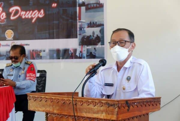 Kepala BNNP Sulawesi Selatan Menghadiri Penutupan Program Rehabilitasi Narkotika Rutan Jeneponto Kepala BNNP Sulawesi Selatan Menghadiri Penutupan Program Rehabilitasi Narkotika Rutan Jeneponto