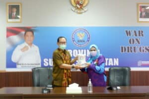 Kepala BNNP Sulawesi Selatan Menerima Audies FAMILY of CREATIVE COMMUNITY (FCC)