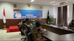 Kepala BNNP Sulawesi Selatan mengikuti kegiatan Rapat Silaturrahim BNN Wilayah Sulawesi Selatan secara Virtual. Makassar 1 September 2021