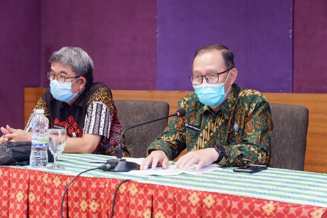 Kepala BNNP Sulawesi Selatan Membuka Kegiatan Rapat Kerja Program Pemberdayaan Masyarakat Anti Narkoba Di Lingkungan Swasta