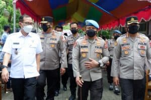 Kepala BNNP Sulawesi Selatan Menghadiri Kegiatan Vaksinasi Bersama Pejabat Utama Mabes Polri Akpol 91 Dan 94 Kepala BNNP Sulawesi Selatan Menghadiri Kegiatan Vaksinasi Bersama Pejabat Utama Mabes Polri Akpol 91 Dan 94