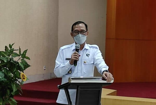 Kepala BNNP Sulawesi Selatan Memperoleh Penghargaan dari Beacukai Sulbagsel