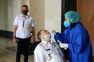 Kepala BNNP Sulawesi Selatan Menghadiri Sosialisasi Kebijakan Kab/Kota Tanggap Ancaman Narkoba Kepala BNNP Sulawesi Selatan Menghadiri Sosialisasi Kebijakan Kab/Kota Tanggap Ancaman Narkoba